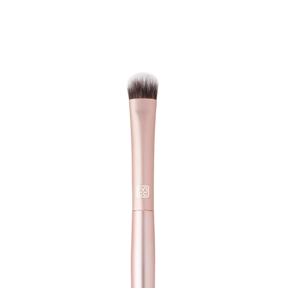  AirFair Eyeshadow Brush #909 Flat Dome-Shaped Synthetic Fiber